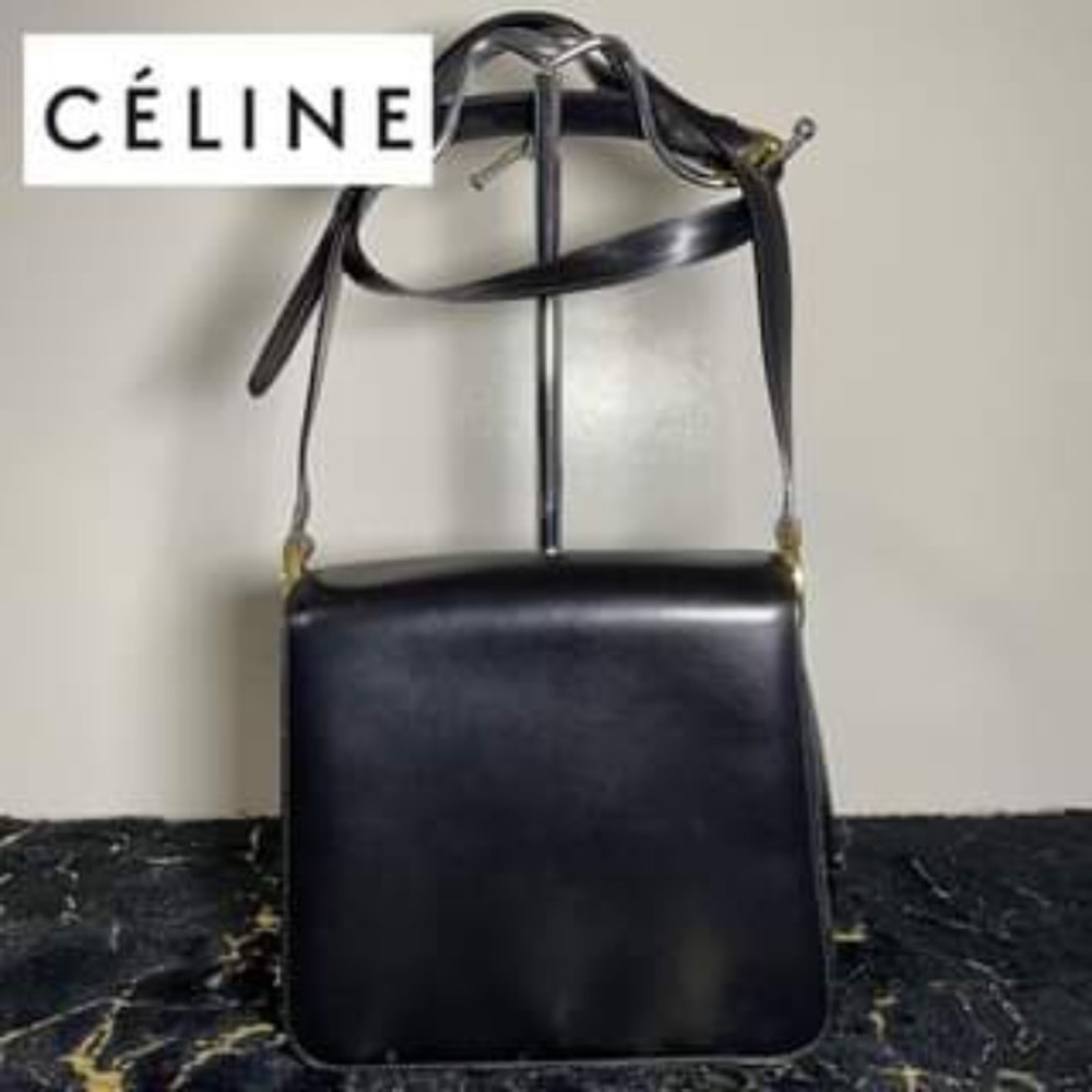 SALE:AUTHENTIC CELINE BLACK SQUARE LEATHER SHOULDER BAG - RUBS AS IS